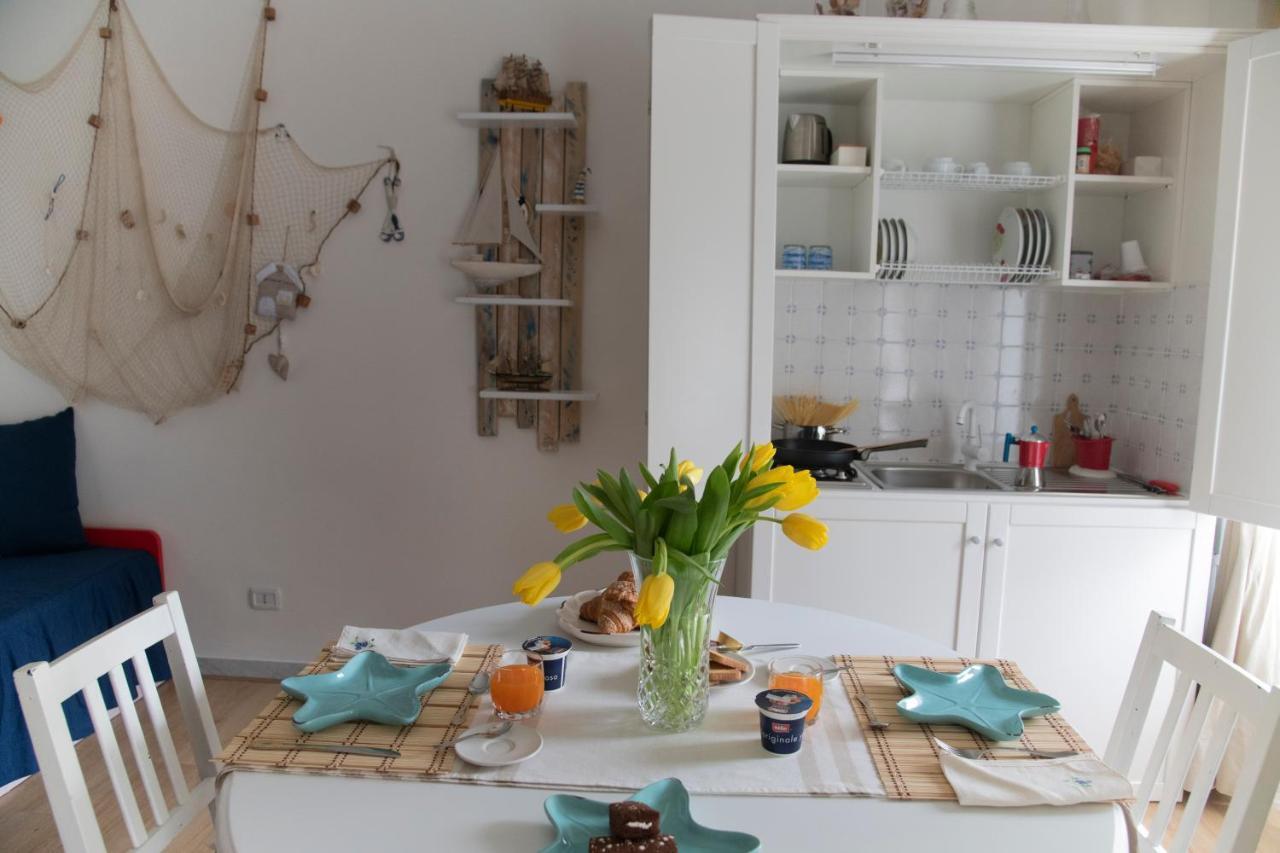 Casa Laura Bed & Breakfast Terracina Eksteriør bilde